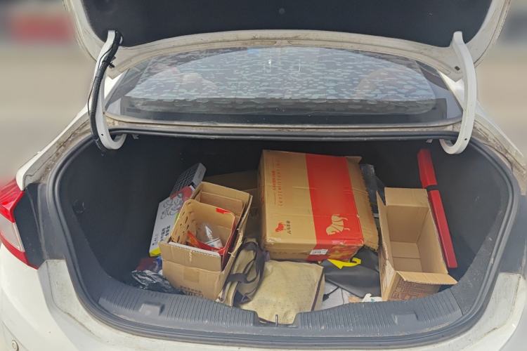 Used Chevrolet Cruze 2017 1.5L Automatic Pioneer Sunroof Edition Trunk