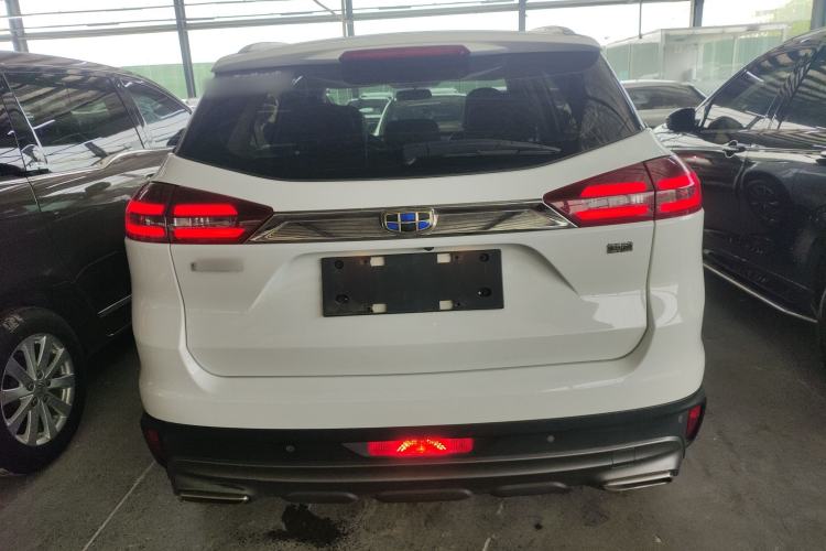 Used Geely Auto Emgrand X7 Sport 2018 1.8TD Automatic Two-Wheel Drive Smart Connect 4G Internet Edition Rear