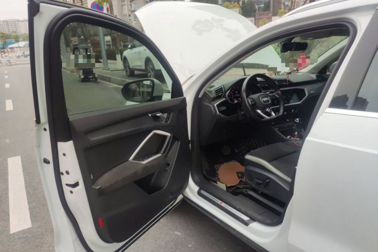 Used Audi Q3 2021 35 TFSI Fashion Dynamic Model