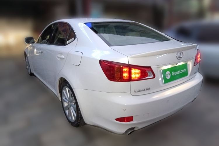 Used Lexus IS 2009 300
