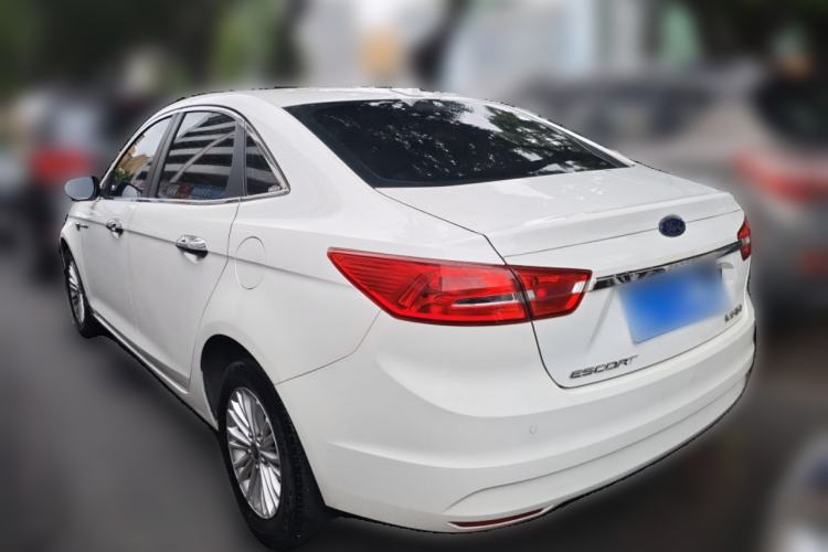 Used Ford Escort 2015 1.5L Automatic Comfort Edition Rear Left 45 Deg