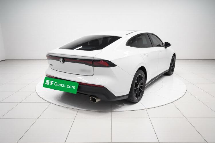 Used CHANGAN UNI-V 2022 1.5T Prestige Version