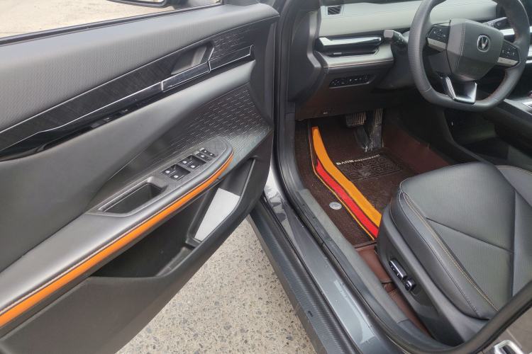 Used CHANGAN UNI-V iDD 2023 Zhidian iDD 1.5T 113km Smart & Fun Version (Rapid Edition)