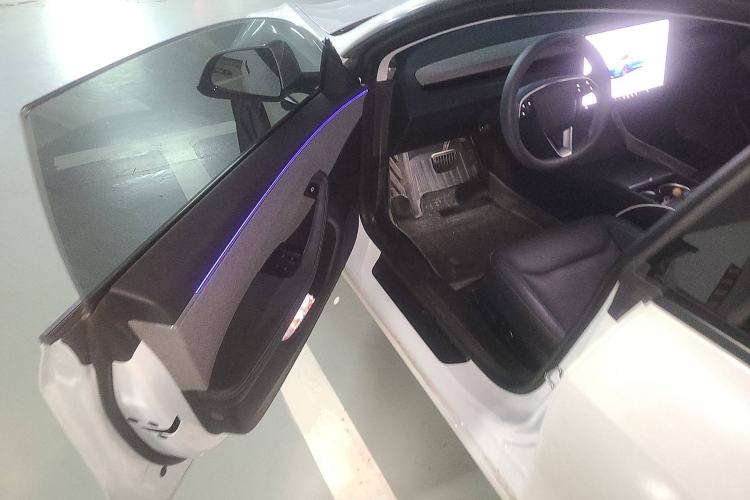 Used Tesla Model 3 2023 Rear-Wheel-Drive Version