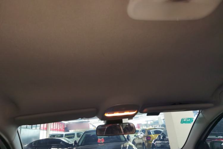 Used Renault Fluence 2013 2.0L Comfort Edition