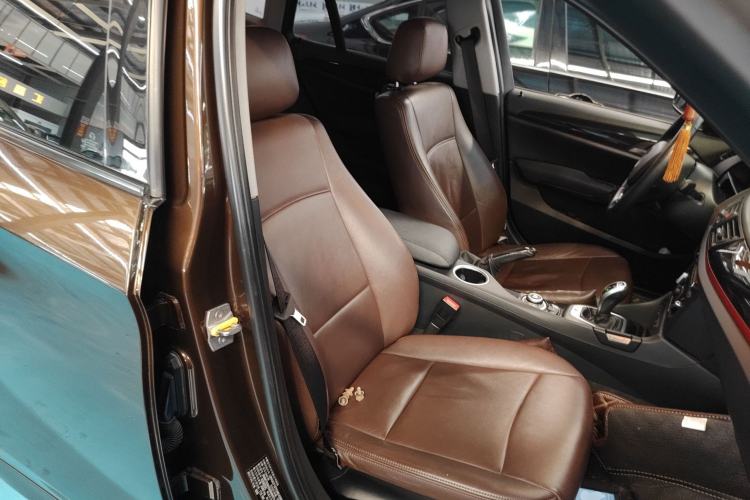 Used BMW X1 2015 sDrive18i Fashion Upgrade Edition