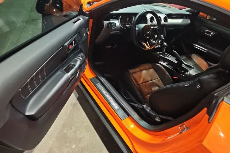 Used Ford Mustang 2020 2.3L EcoBoost Driver Seat