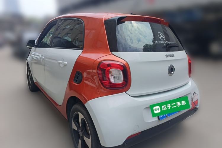 Used smart forfour 2016 1.0L 52 kW Passion Edition Rear Left 45 Deg