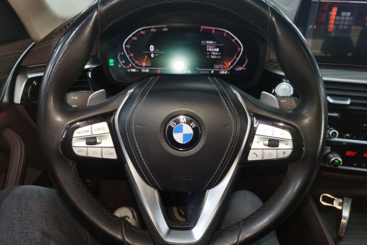 Used BMW 5 Series 2021 530Li Leading Luxury Package Steering Wheel