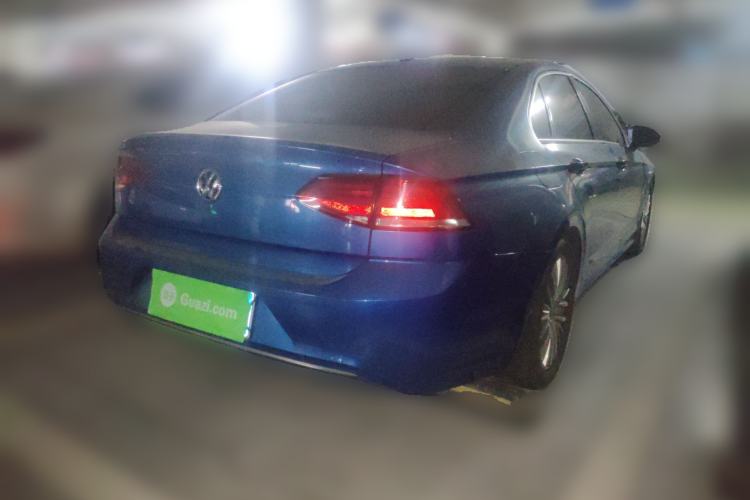 Used Volkswagen Lamando 2015 330TSI DSG Luxury Edition
