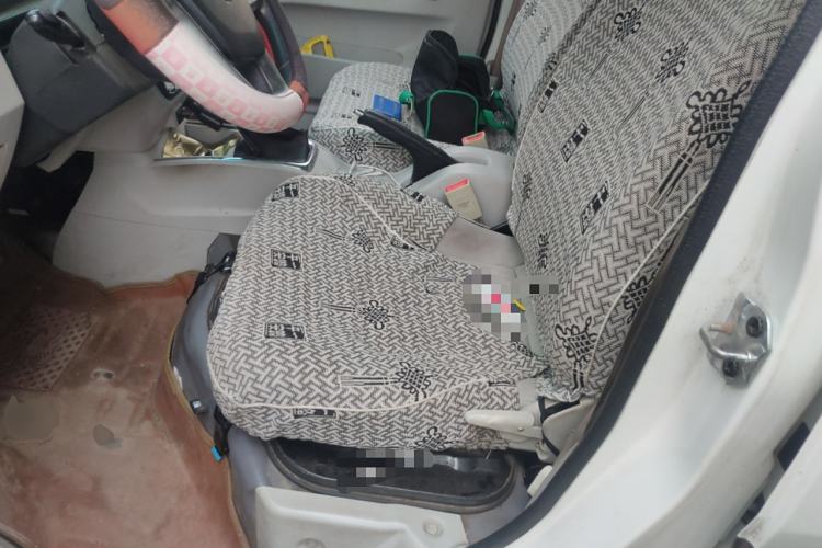 Used Jinbei Hiace X30 2021 1.5L Comfort Plus Central Air-Conditioned Van China VI Standard SWC15M Left Front Seat