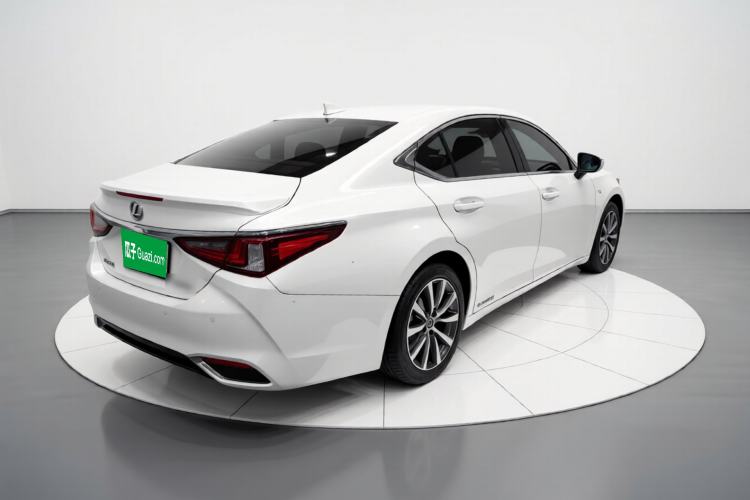 Used Lexus ES 2018 300h Premier Edition China VI Standard Exterior 5