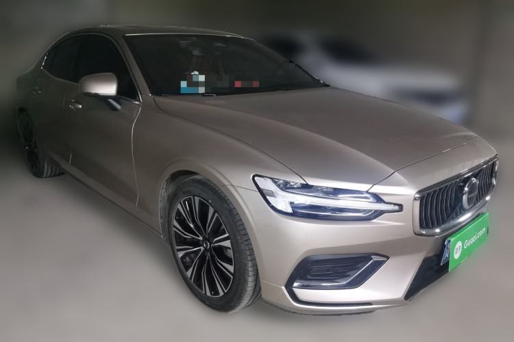 Used Volvo S60 2023 B4 Zhiyi Luxury Edition
