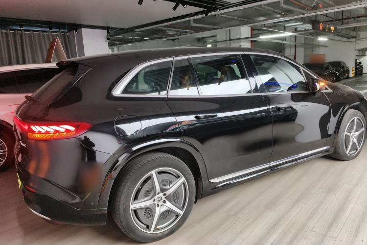 Used Mercedes-Benz EQS SUV 2023 450 4MATIC Pioneer Edition