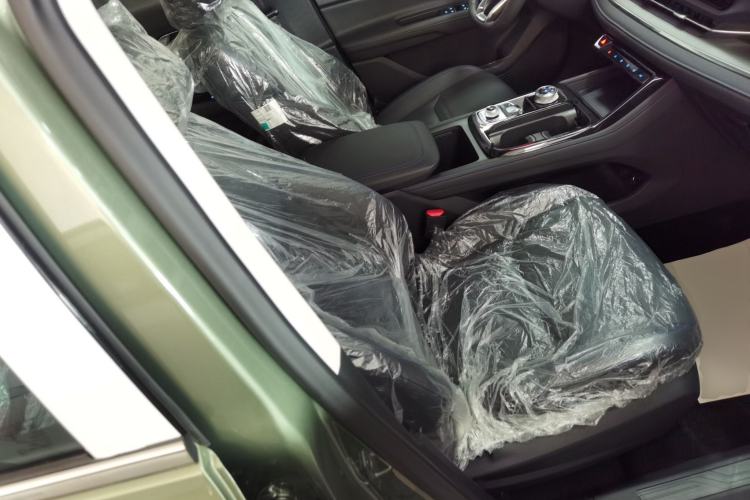 Used Ford Equator Sport 2025 EcoBoost 170 Platinum Edition
