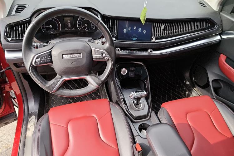 Used Haval H2s 2018 Red-Label 1.5T Dual-Clutch Luxury Model Center Console