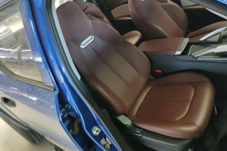 Used SAIC MAXUS Xingji 2023 Starry H 2.0T Automatic Diesel Dual-Turbo All-Wheel Drive Luxury Edition Long Wheelbase