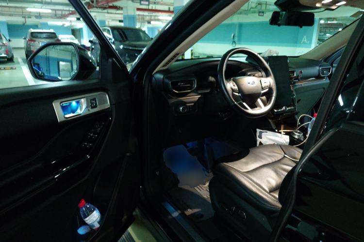 Used Ford Explorer 2020 EcoBoost 285 4x4 Titanium Edition 6 Seats Driver Seat