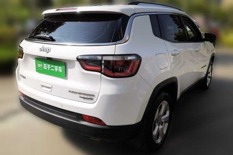 Used Jeep Compass 2017 200T Automatic Family Edition
