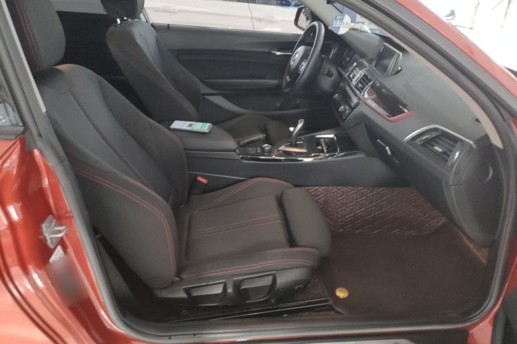 Used BMW 2 Series 2018 220i Sport Design Package