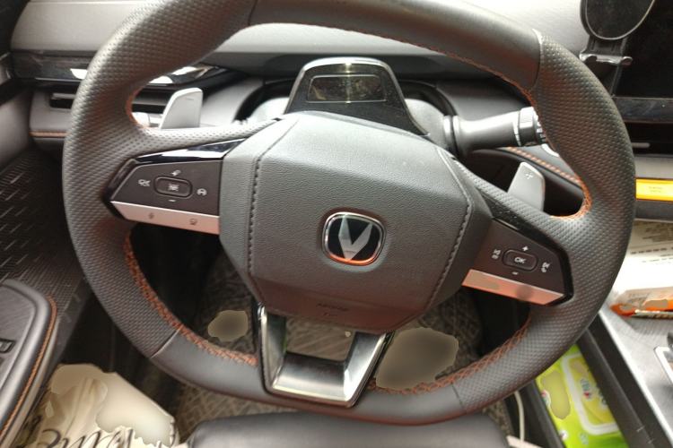 Used CHANGAN UNI-V 2023 1.5T Prestige Model