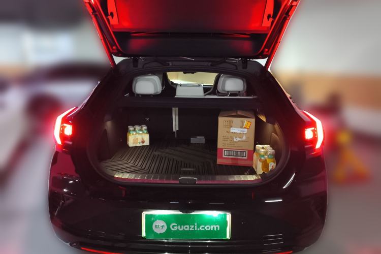 Used Zeekr 001 2026 95° All-Wheel-Drive Max Edition
