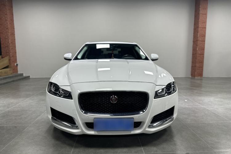 Used Jaguar XFL 2020 XFL 2.0T P200 Two-Wheel-Drive Elite Edition Exterior 2