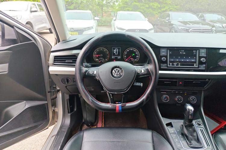 Used Volkswagen Lavida 2019 280TSI DSG Comfort Edition China VI standard Steering Wheel