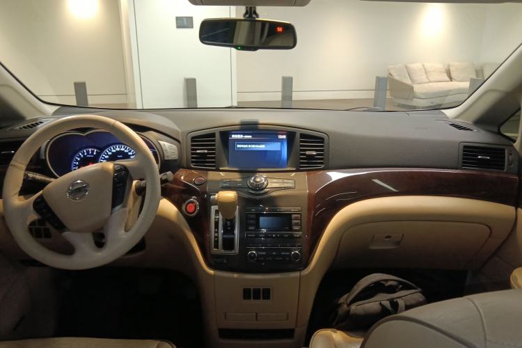 Used Nissan Quest 2015 3.5L SL Center Console