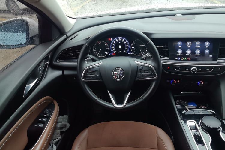 Used Buick Regal 2020 552T Luxury Version
