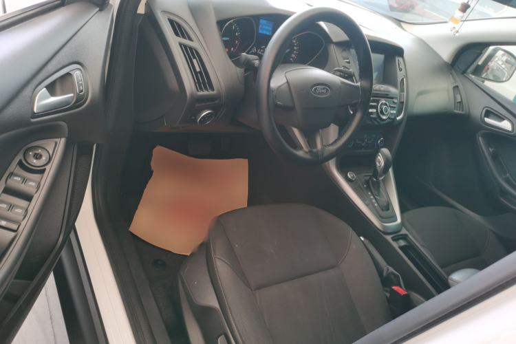 Used Ford Focus 2018 Hatchback Classic 1.6L Automatic Comfort Plus SmartDrive Edition