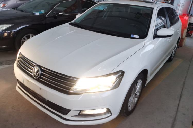 Used Volkswagen Gran Lavida 2015 1.6L Automatic Comfort Edition