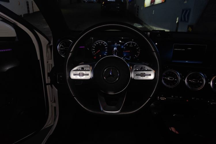 Used Mercedes-Benz A-Class 2021 A 200 L Sport Sedan Fashion Model Steering Wheel
