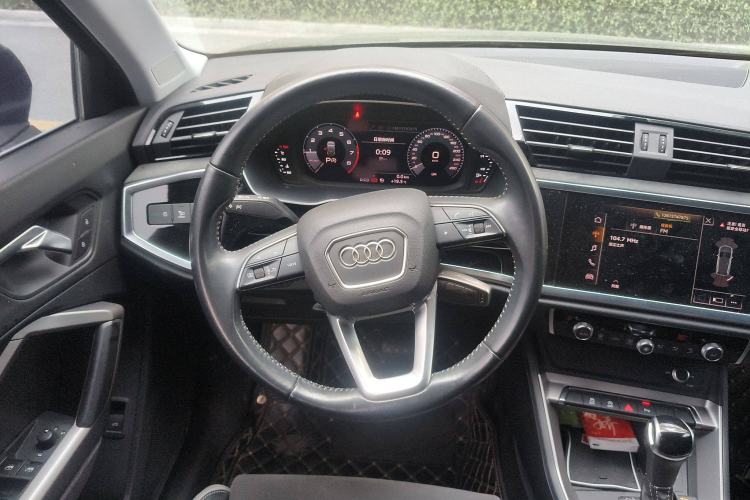 Used Audi Q3 2020 35 TFSI Ambition Dynamic Edition
