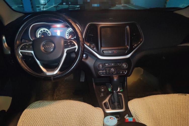 Used Jeep Cherokee 2014 2.4L Luxury Edition