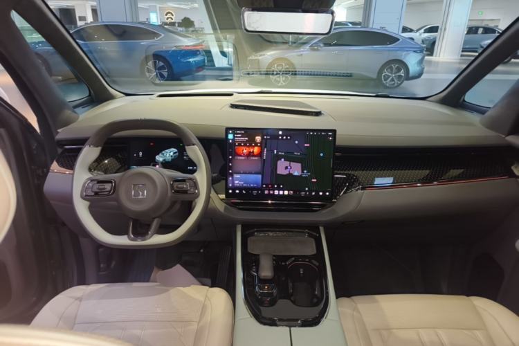 Used Zeekr 009 2024 7-Seater Aisle Version 108 kWh