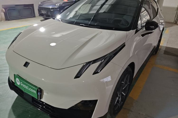 Used Lynk & Co Z20 2025 530 km Range Rear-Wheel Drive Max