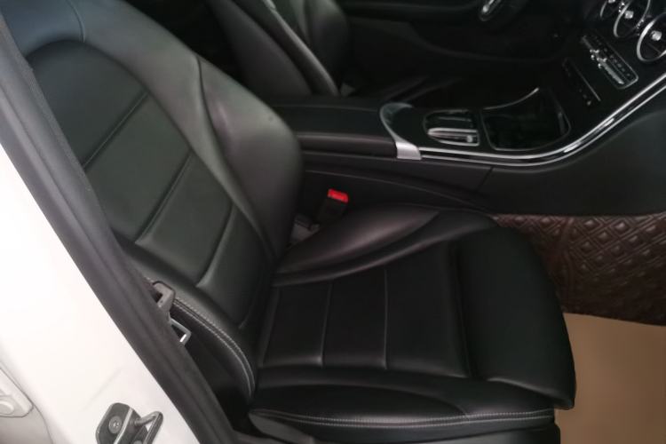 Used Mercedes-Benz C-Class 2019 C 180 L Fashion Edition Sport Version Right Front Seat