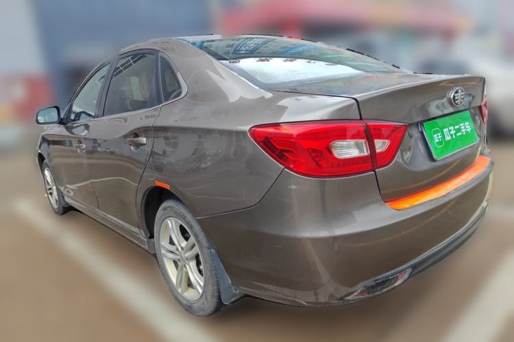 Used Bestune B30 2016 1.6L manual Comfort trim level