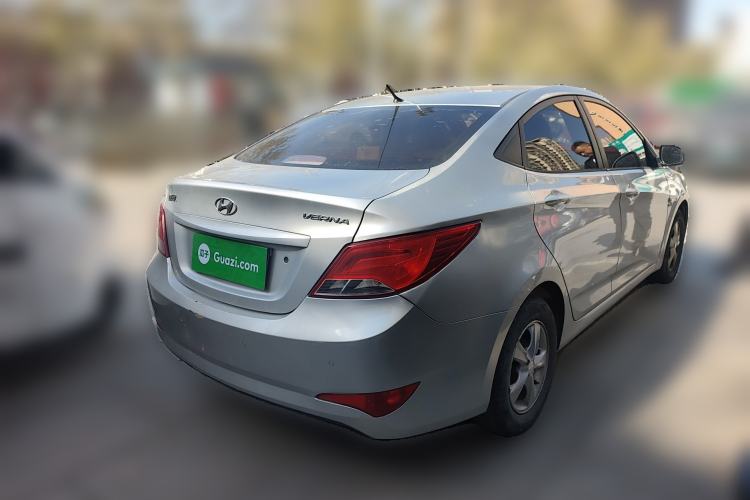Used Hyundai Verna (older generation) 2014 1.4L Automatic Smart GLS Rear Right 45 Deg