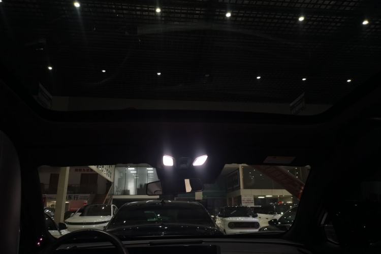 Used CHANGAN UNI-T 2023 Second-Generation 1.5T Prestige Model Headliner