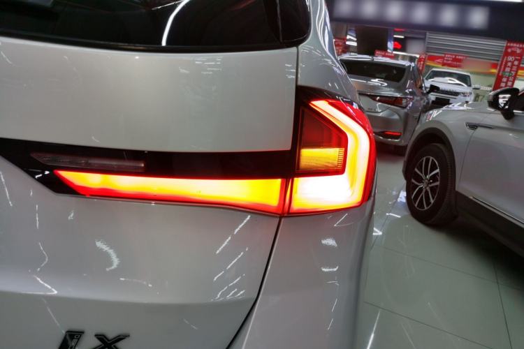 Used BMW X1 2023 sDrive25Li M Sport Package Exterior 6