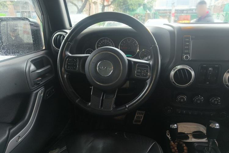 Used Jeep Wrangler 2015 3.0L Sahara Four-Door Comfort Edition