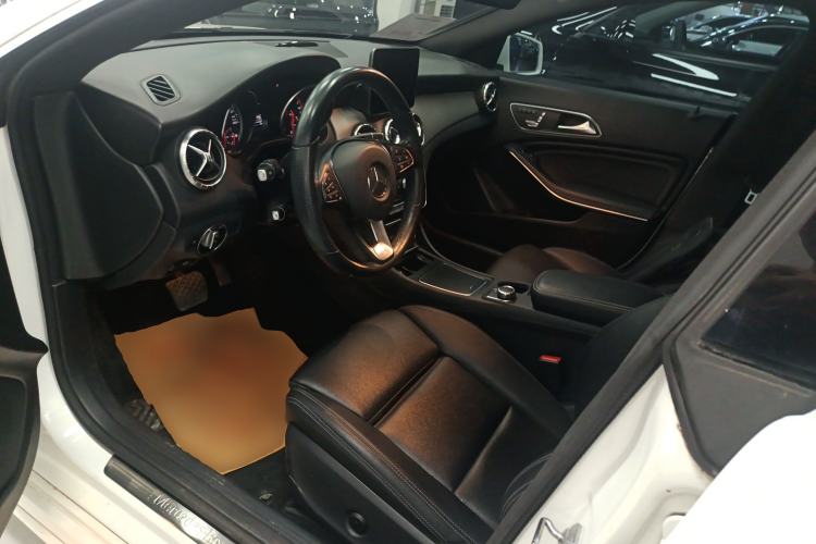 Used Mercedes-Benz CLA 2018 CLA 200 Style Edition Driver Seat