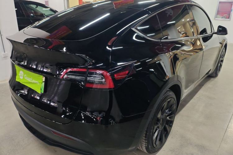 Used Tesla Model Y 2021 Standard Range Rear-Wheel Drive Version Rear Right 45 Deg