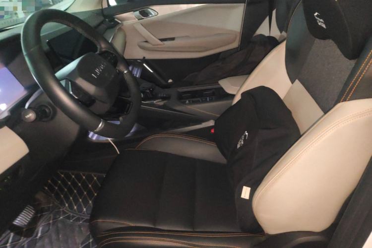 Used Lynk & Co 06 EM-P 2022 PHEV 84 km Range Pro Version