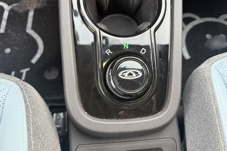 Used Chery QQ Little Ant 2023 251km True Love Edition Lithium Iron Phosphate Gear Lever