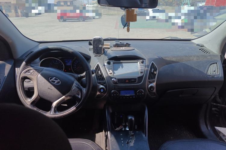 Used Hyundai ix35 2012 2.0L Automatic Two-Wheel Drive Elite Edition GLS
