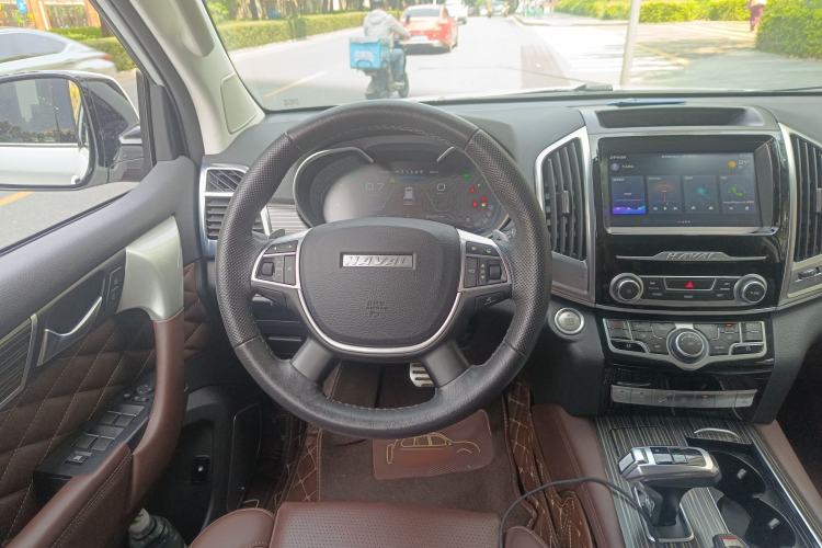 Used Haval H9 2020 2.0T Gasoline 4WD Premium Edition 5 Seats Steering Wheel
