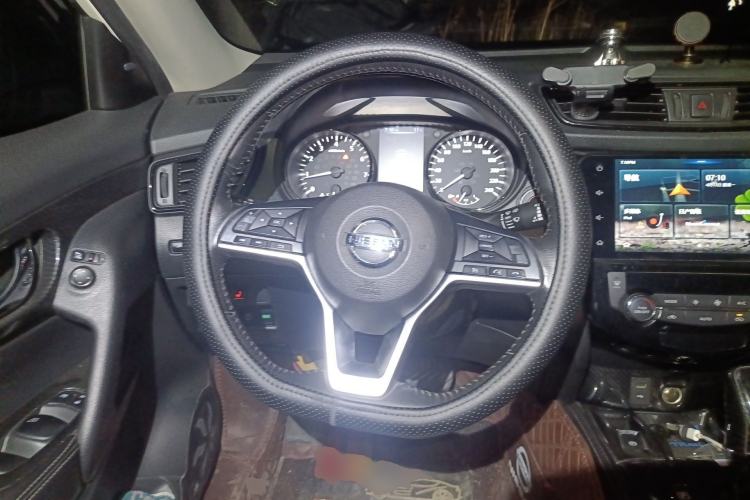 Used Nissan X-Trail 2019 2.0L CVT Smart Connect Comfort Edition 2WD Steering Wheel
